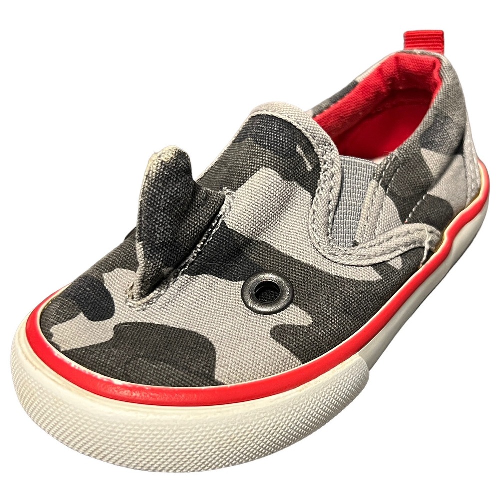 Gap Grey Area Camo Print Shark‎ Shoes Sneakers Toddler 5 Gray Red Slip On